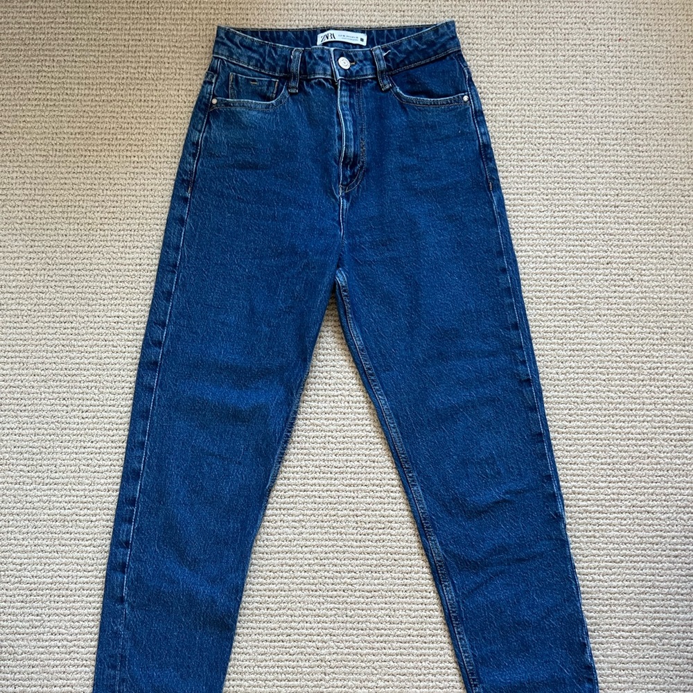 ZARA “The 90’s Mom Fit” Straight Leg jeans